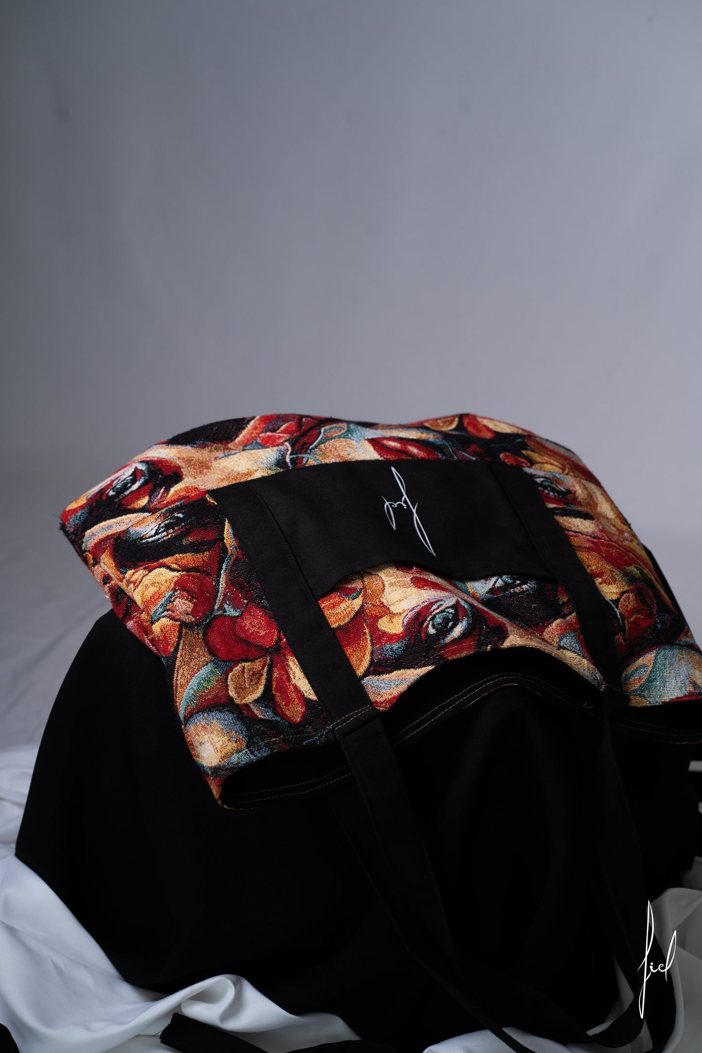 Bolsa FIEL “OLHOS”