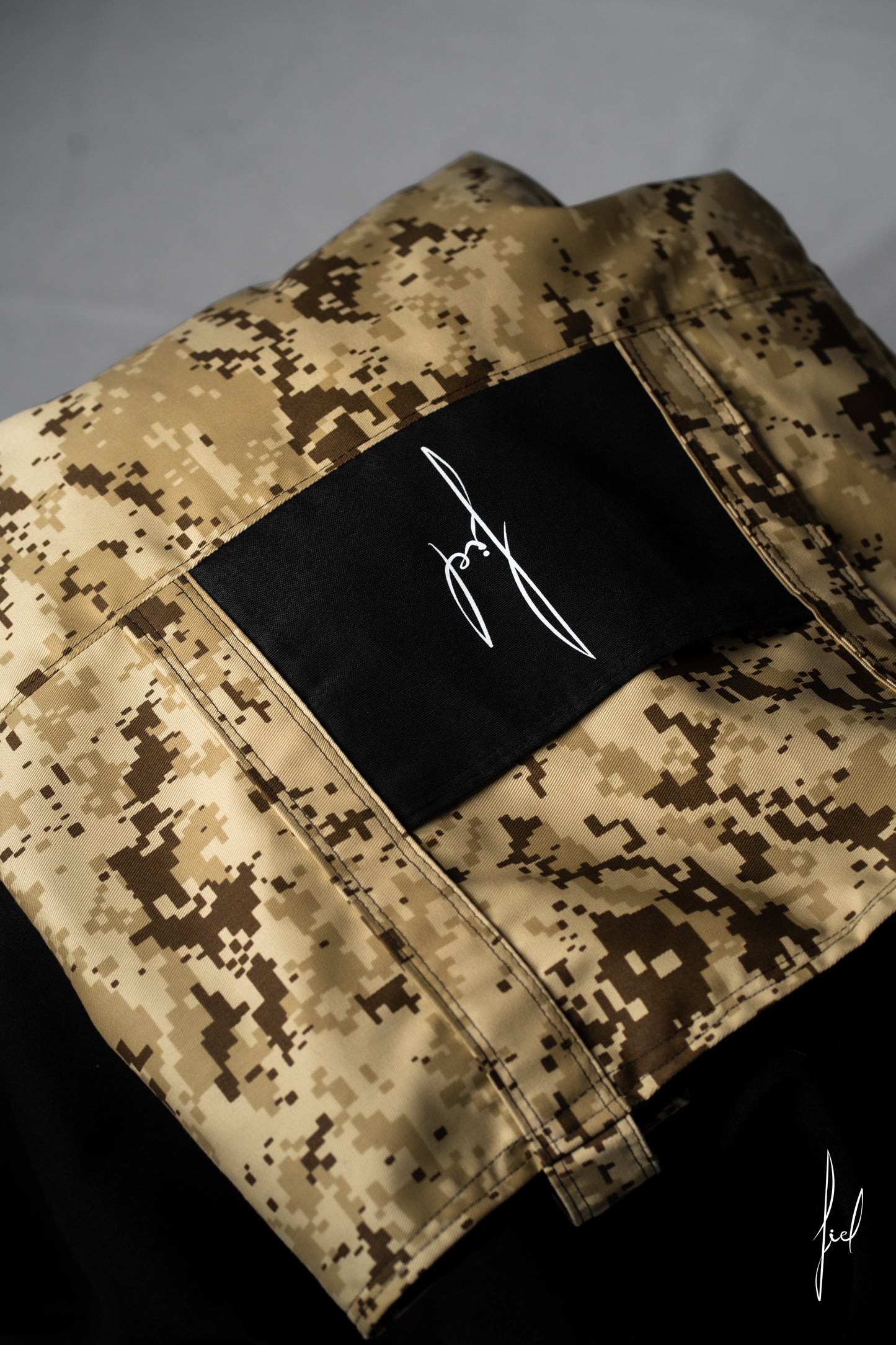 FIEL Bag “SAND”