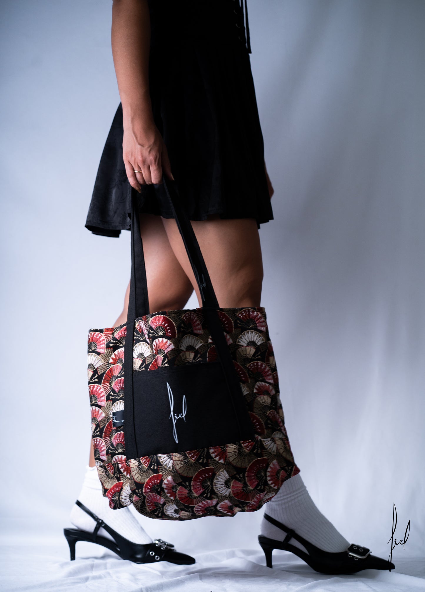 FIEL Bag "FANS"