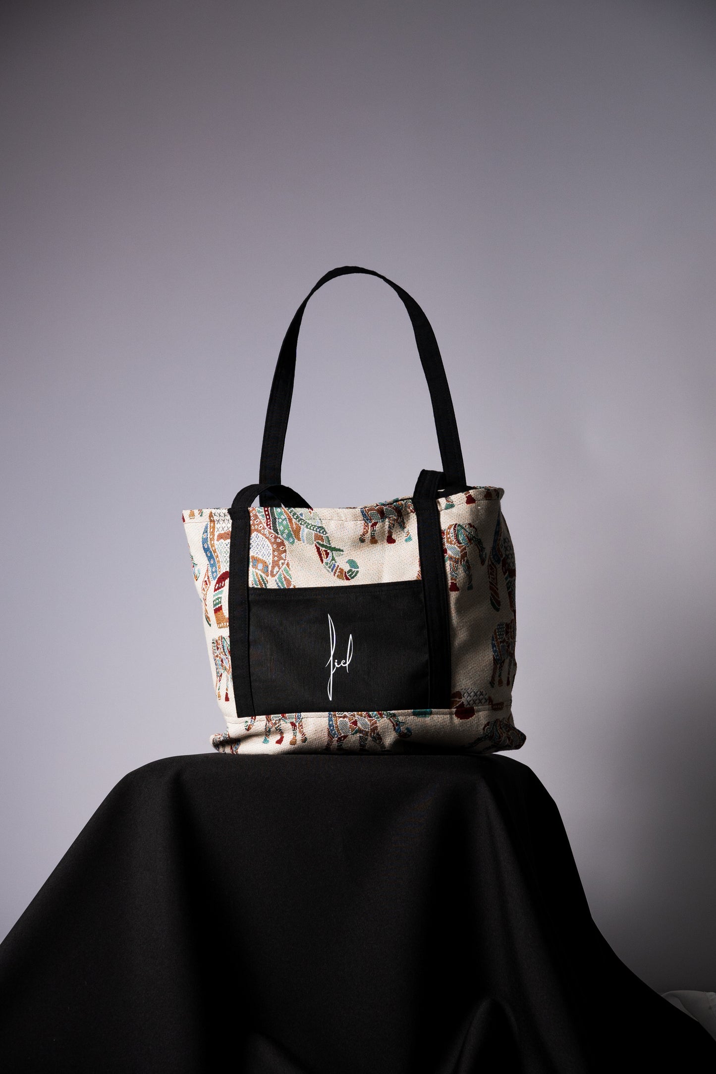 FIEL Bag "ELEPHANTS"