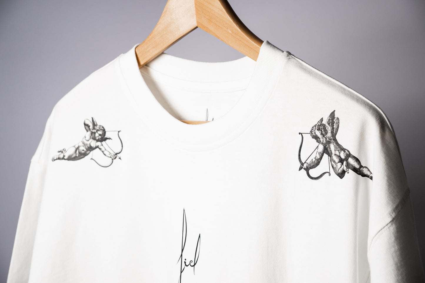 CAMISETA OVERSIZE "CUPIDO"