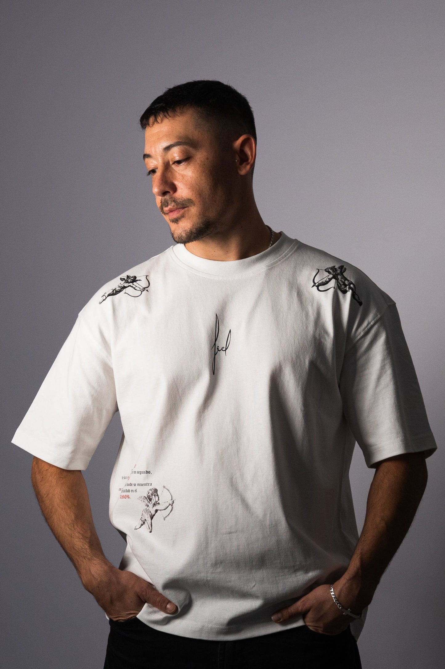 CAMISETA OVERSIZE "CUPIDO"