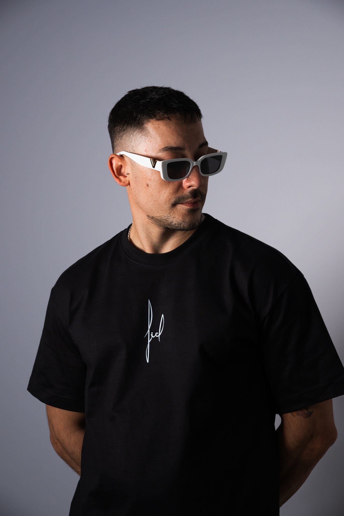 Camiseta Loose Fit "BASIC 1"
