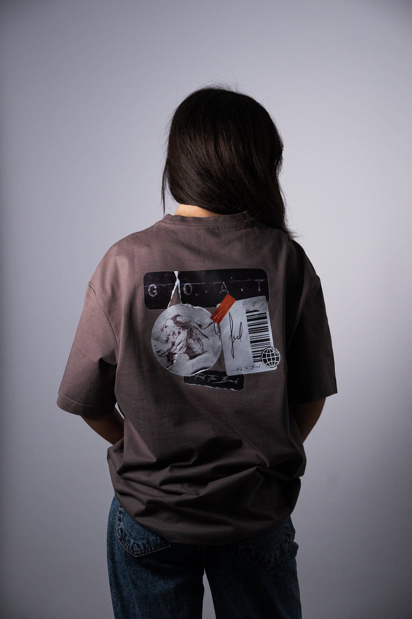Camiseta Loose Fit "GOAT"