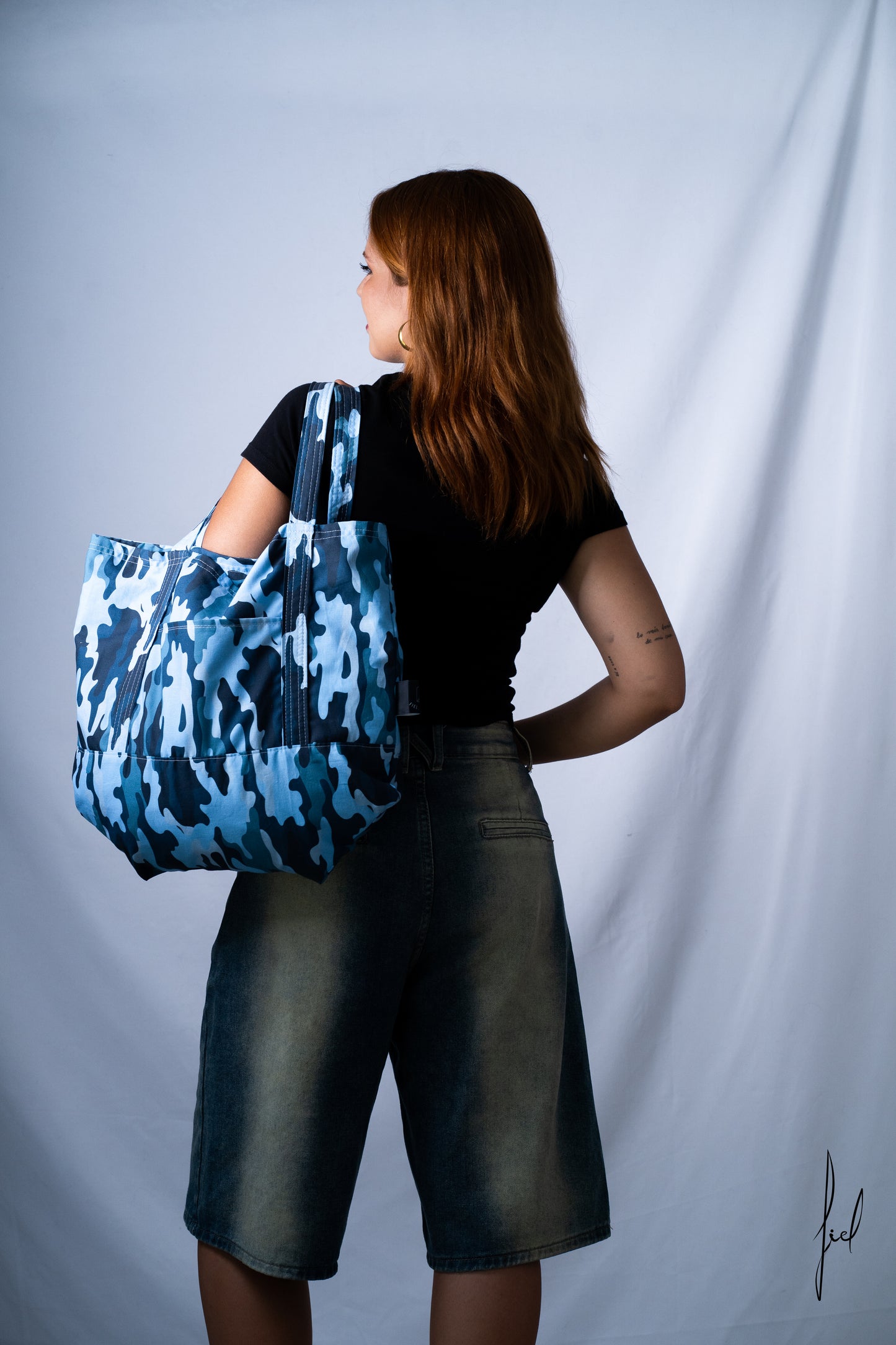 FIEL Bag “WATER”